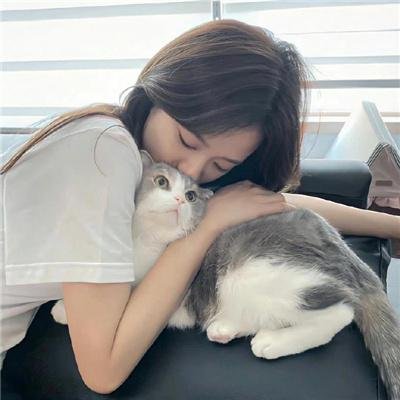 舒莎摇摇